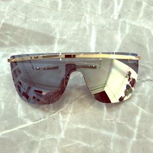 QUAY x JLO ‘Get Right’ Gold & Silver